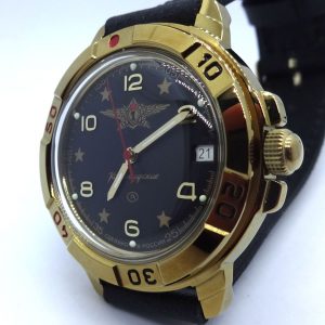 Russian army Vostok wrist watch. watertight.mechanical. 17 jewels. Commander