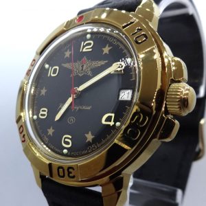 Russian army Vostok wrist watch. watertight.mechanical. 17 jewels. Commander